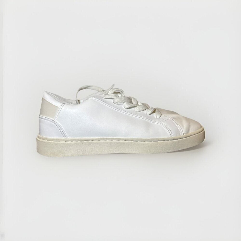 Thousand Fell Lace Up Vegan Leather Sneakers, Women's 7 (White/grey)